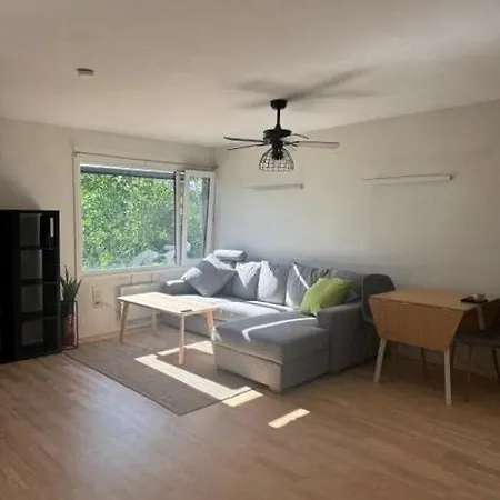 Bright And Fully Furnished 2-room In Hauketo Apartman *